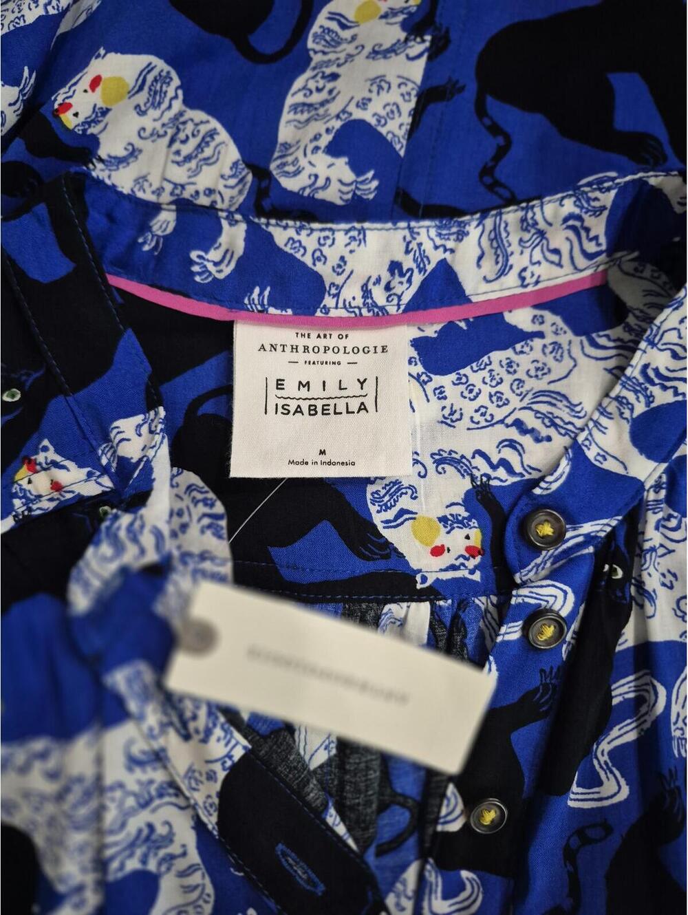 Emily Isabella New Botton Shirt Size Medium - Picture 9 of 9